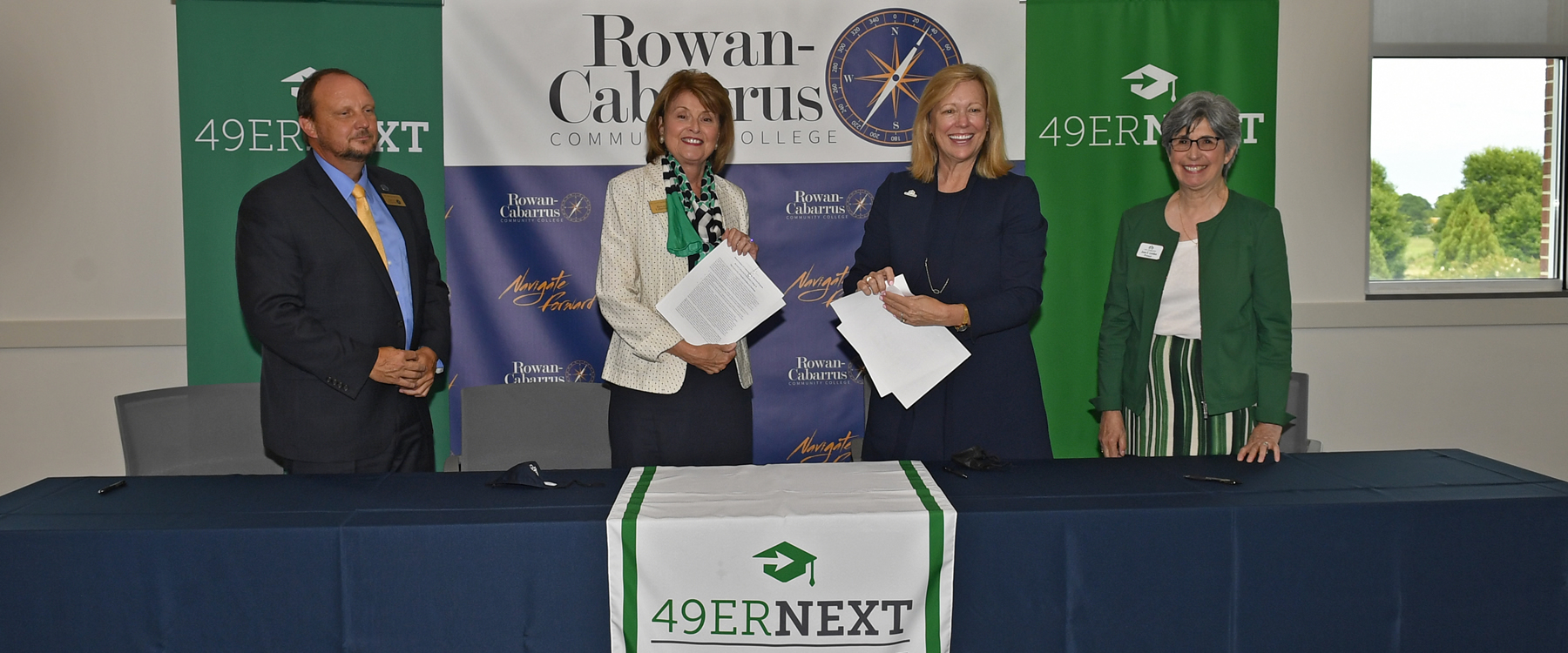 New agreement offers eligible Rowan-Cabarrus Community College students guaranteed admission to UNC Charlotte