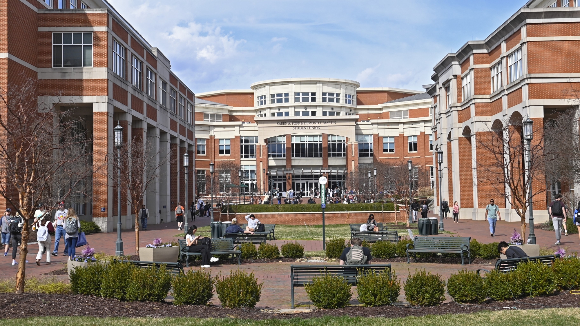 Photo of UNC Charlotte campus