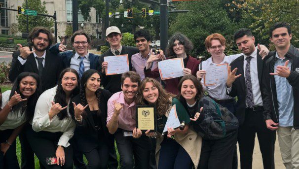 Model UN
