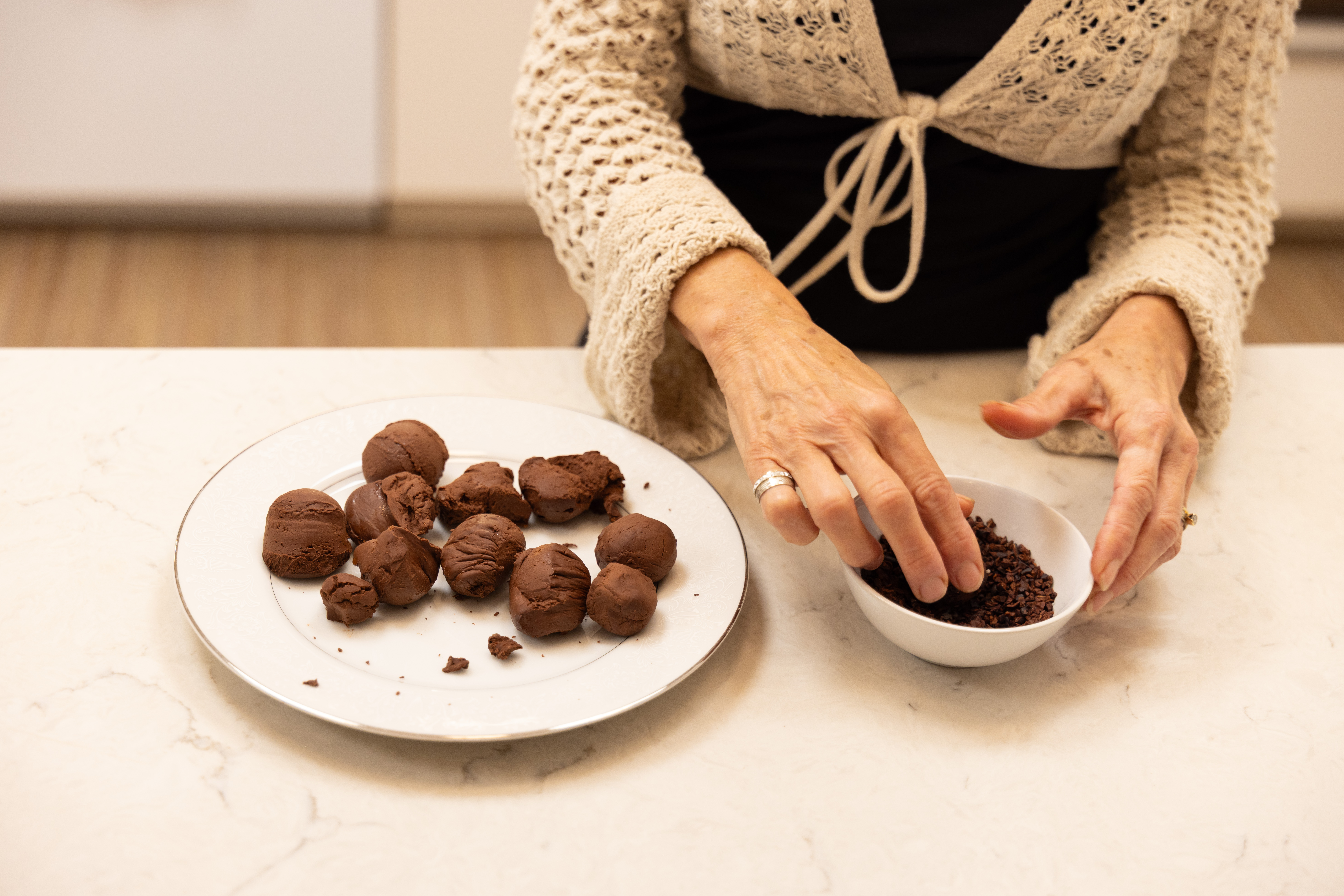 Esa-Weinreb-CHOCOLATE_25223_1122_ah