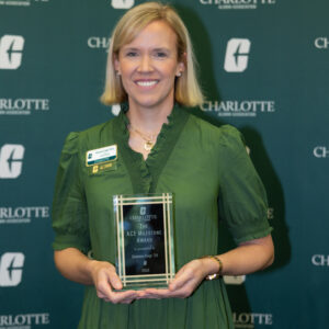 Suzanne Voight with her award