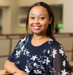 Elizabeth Beattie portrait photo inside Atkins Library