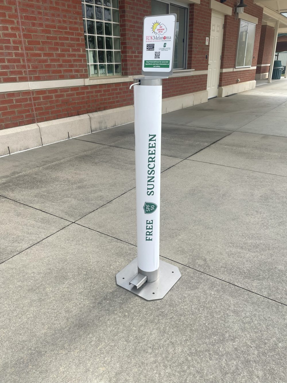 UREC sunscreen dispenser