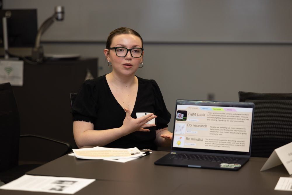 Student presents at Honors Symposium