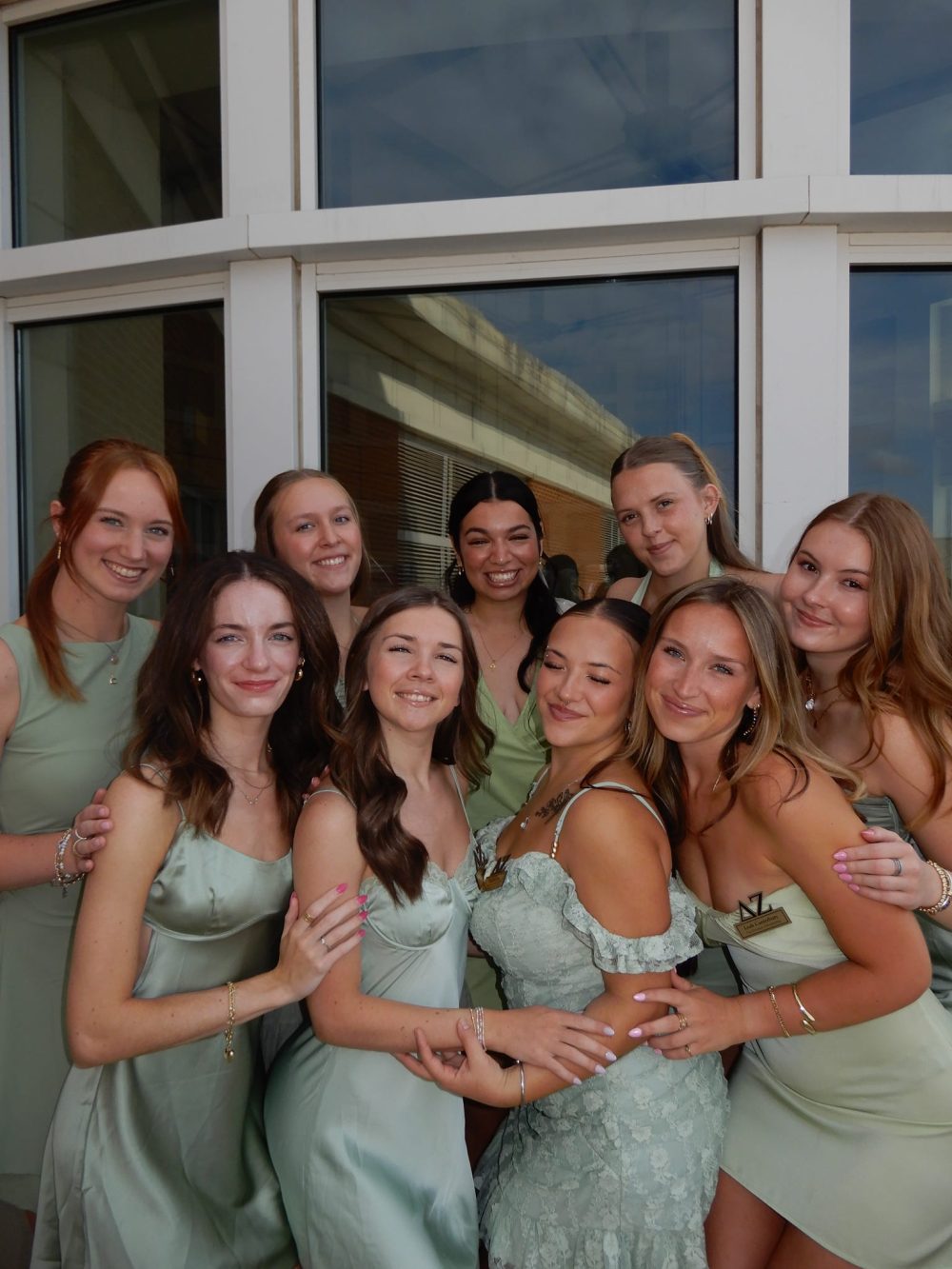 Maryjane Raya with her Delta Zeta sorority sisters