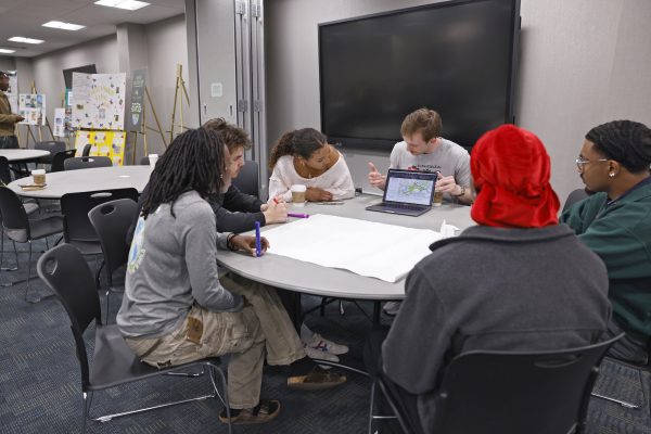 Students gather to share ideas at the fall Student Sustainability Summit