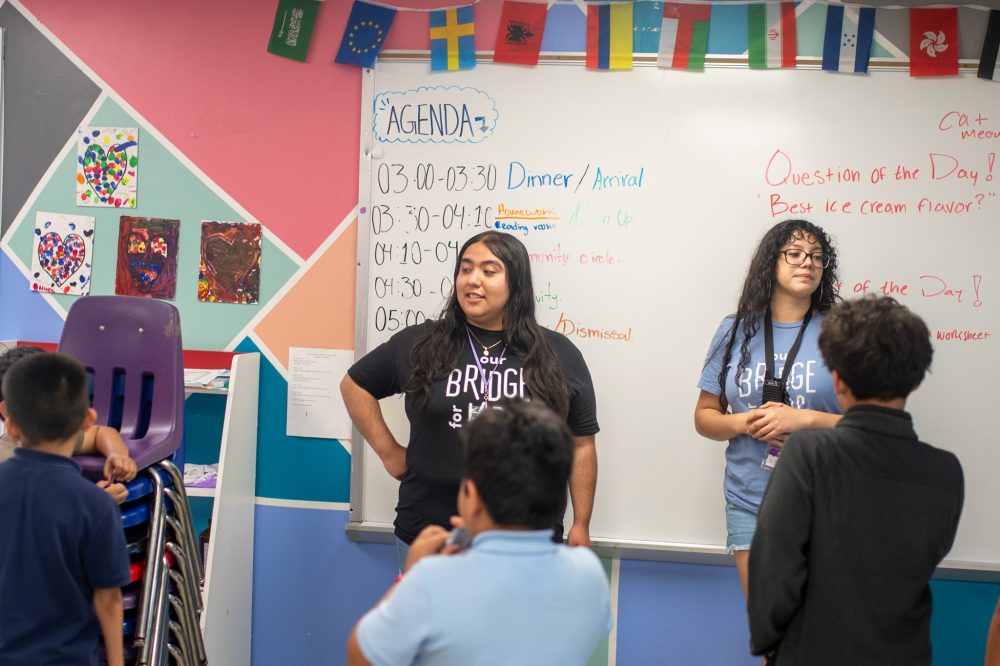 Joselyn Moreno teaches a class at ourBRIDGE for KIDS