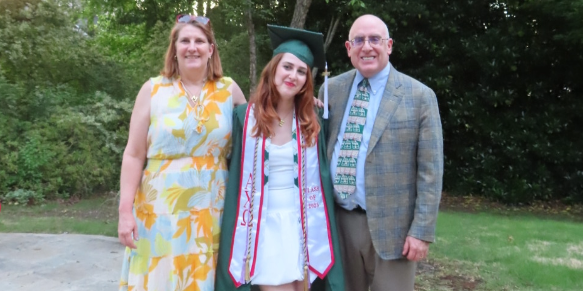 Posnanski-Family Margo, Liz '24 and Joe Posnanski